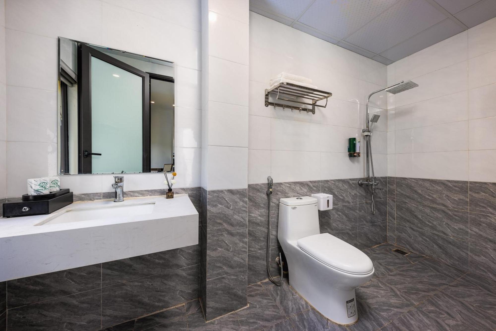 Cat Ba Green Pearl Hotel Dong Khe Sau Екстер'єр фото